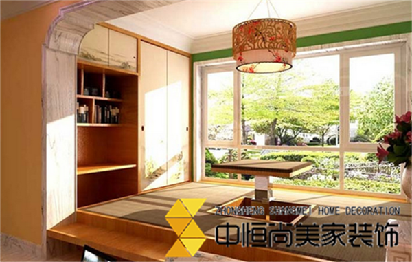 西安装修公司-带阳台的卧室如何装修 带阳台的卧室装修技巧分享 西安装修公司-带阳台的卧室如何装修 带阳台的卧室装修技巧分享