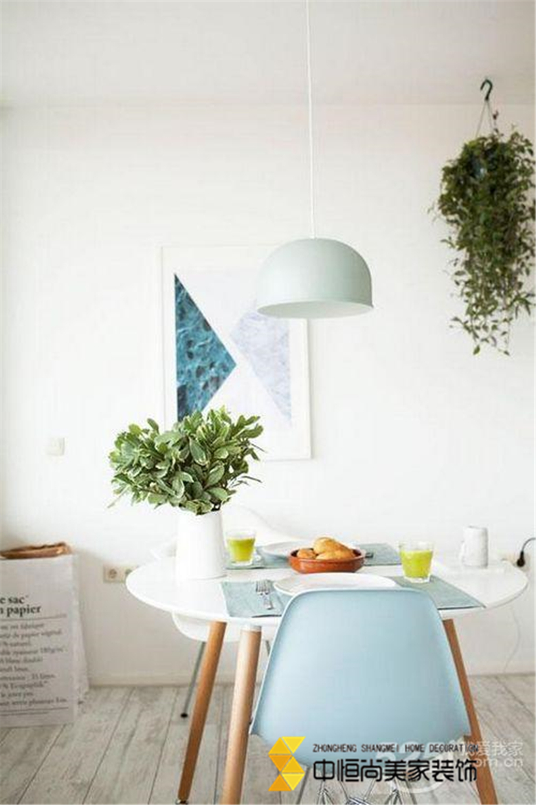 西安装修公司|小餐厅配小圆桌 温馨就在方寸之间