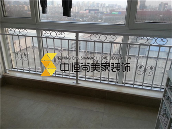 西安装修公司|阳台飘窗护栏有必要安装吗 飘窗护栏用什么材质好