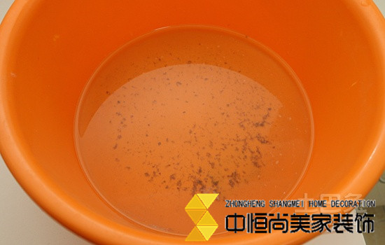 |西安装修公司| 表面看似干净的洗衣机 拆开内筒后震惊了