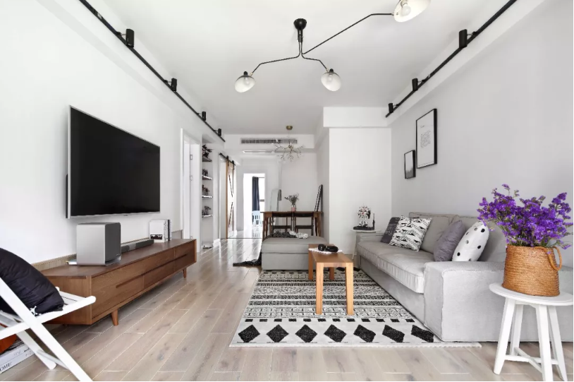 真实装修案例，软装搭配没做对，120㎡房子就像80㎡！