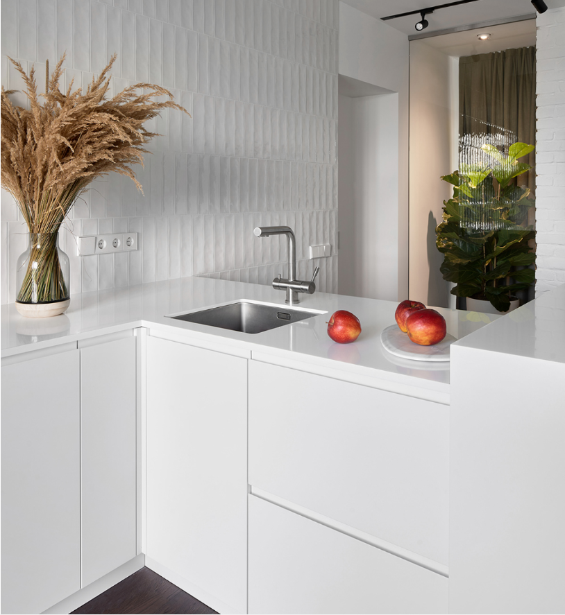 厨房加个中岛，小家也能住出豪宅感