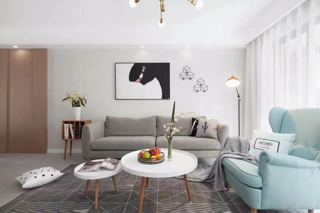 还是一白到底？试试这样的新搭配吧~