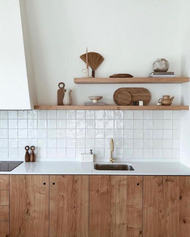 厨房不能装空调到了夏天又很热怎么办？