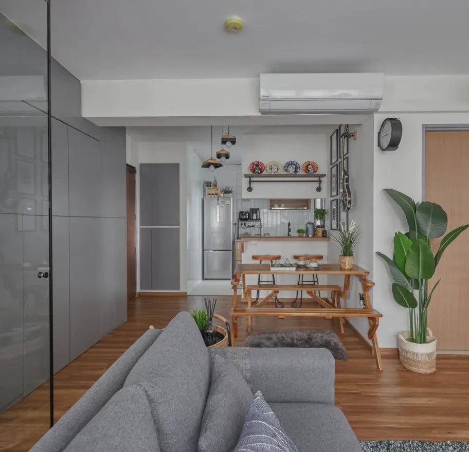 135㎡房，开放式餐厨，独立玻璃书房，幸福感满满