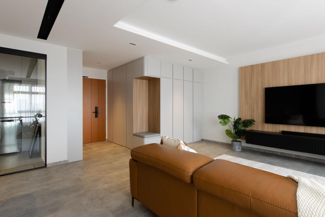 115㎡大横厅户型，沙发不靠墙，留出空间摆放上健身器材，娱乐健身两不误