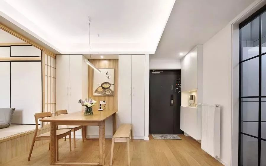 89㎡日式小两居，大爱餐厅旁的多功能榻榻米小房！