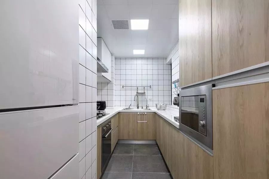 89㎡日式小两居，大爱餐厅旁的多功能榻榻米小房！