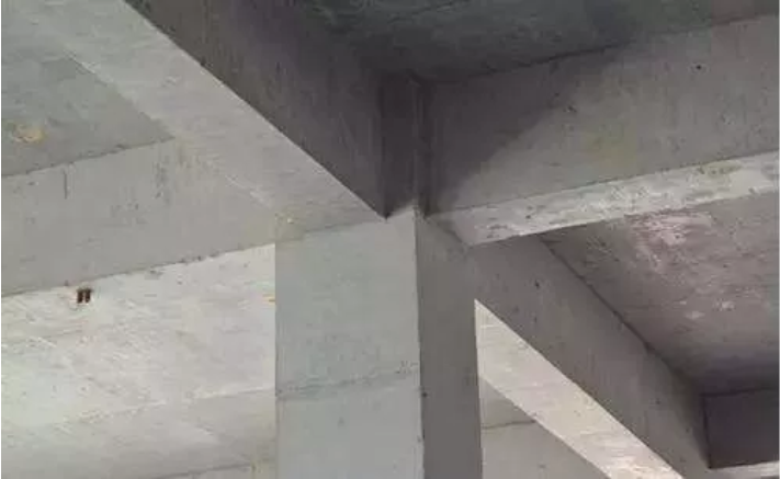 装修施工，安全为上 | 关于砸墙你必须要知道的这些事儿!