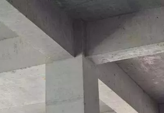 装修施工，安全为上 | 关于砸墙你必须要知道的这些事儿!