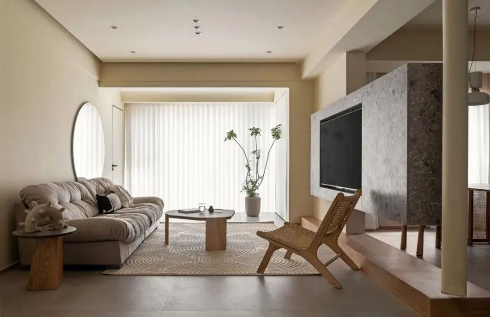 110㎡奶油原木，个性悬空电视墙设计，暖心治愈的原木空间！